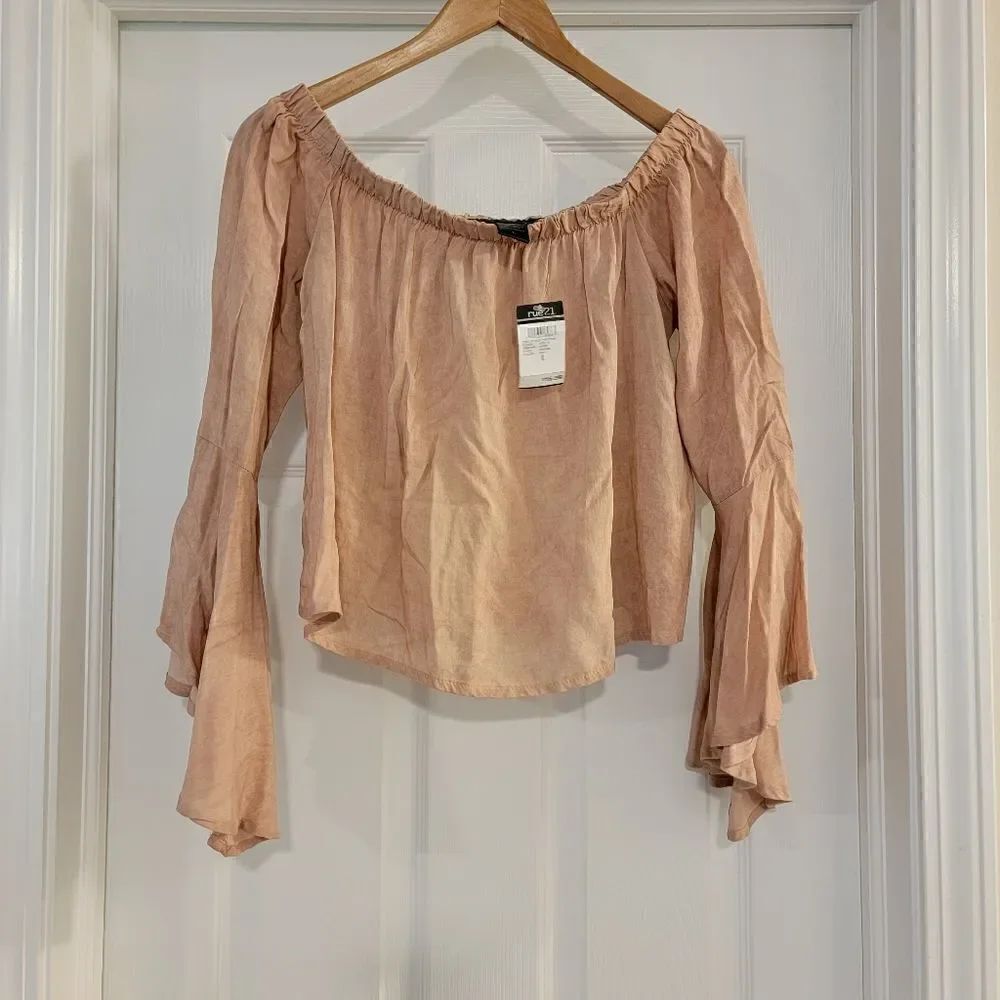 Polly & Esther cold shoulder blouse Dusty rose size large NWT